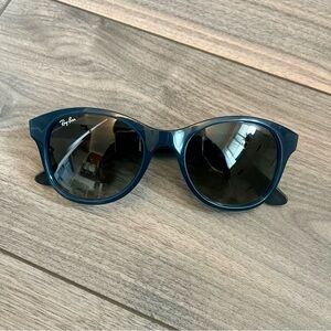 Ray-Ban Sunglasses